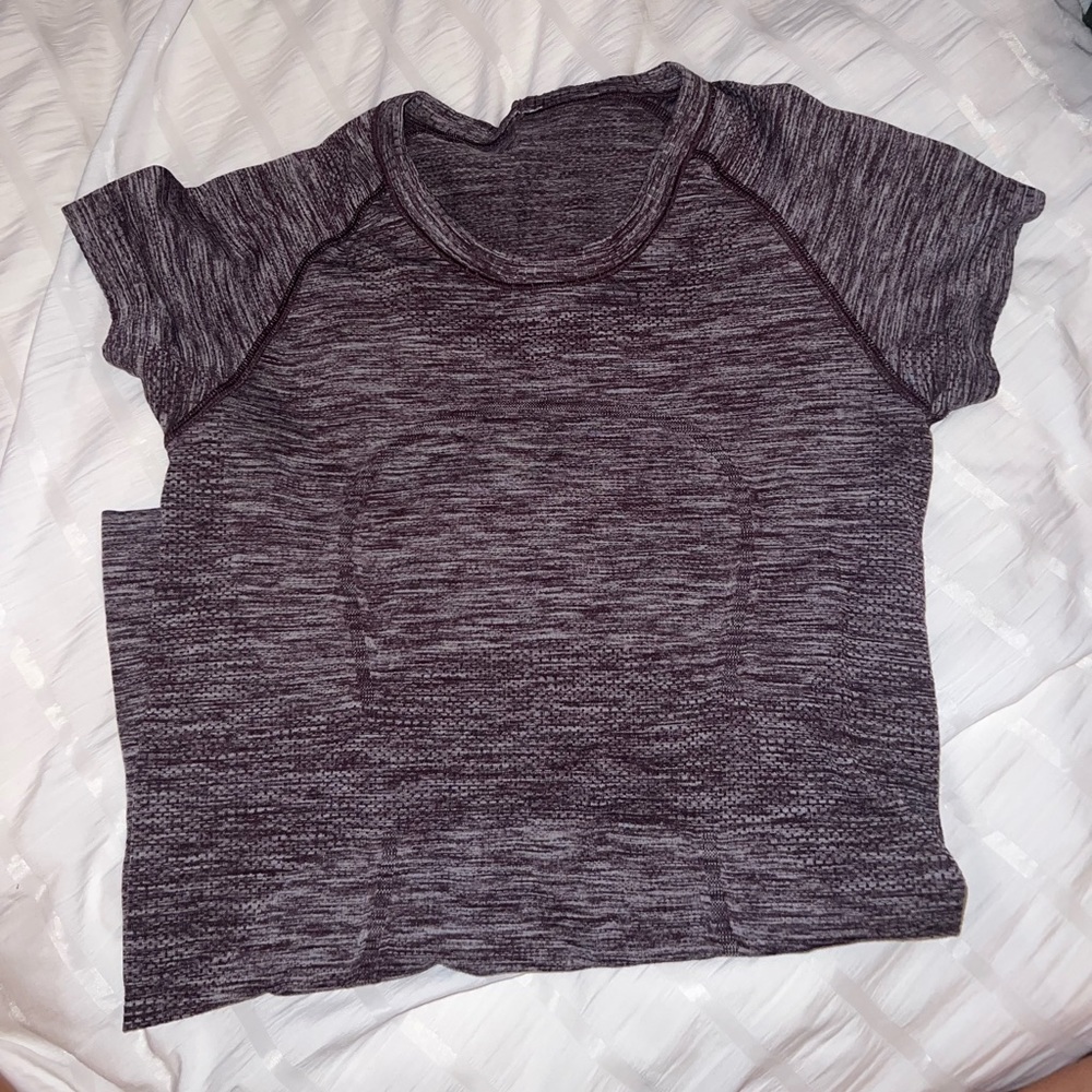 Lululemon swiftly tech short sleeve